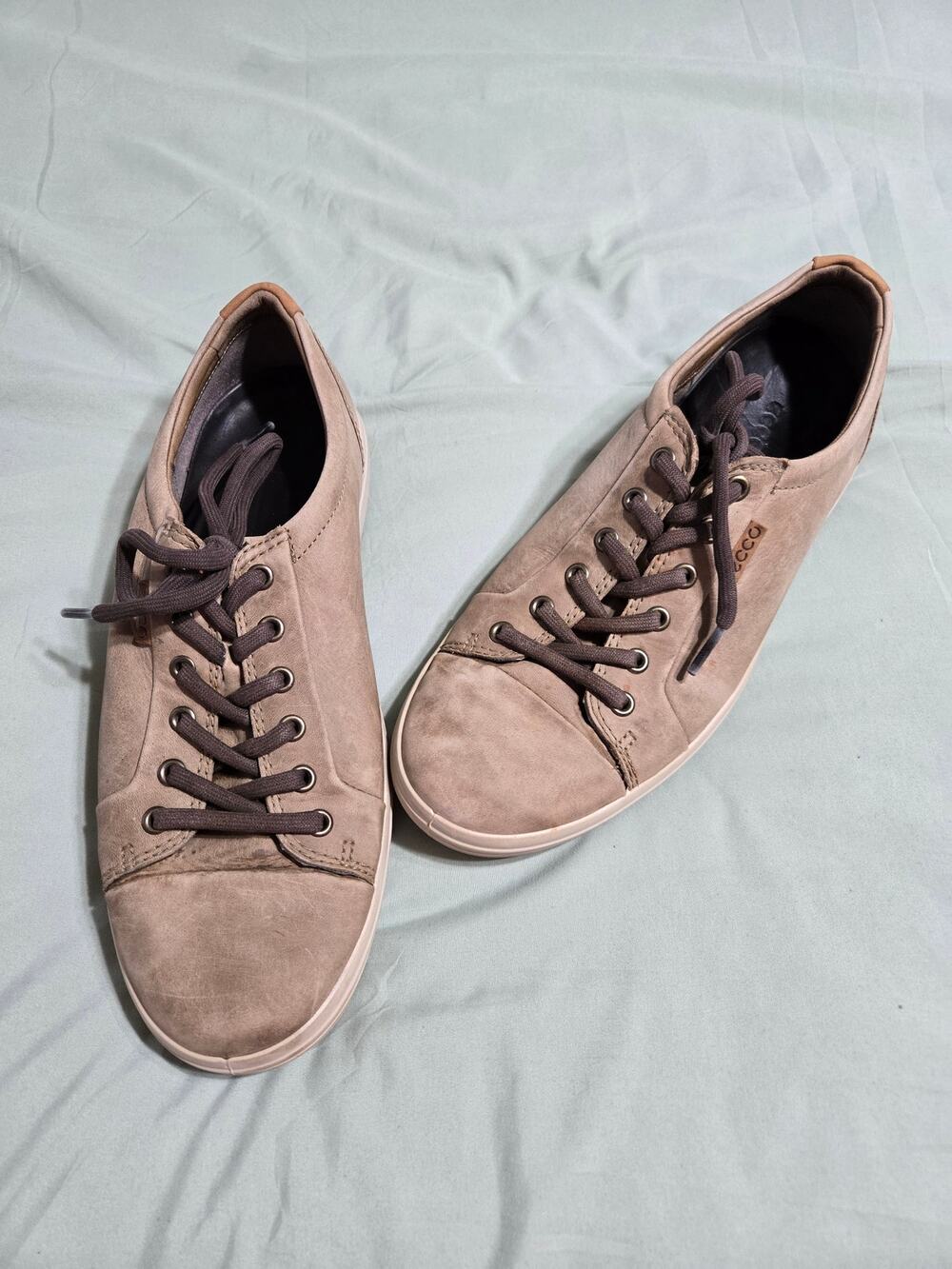 ECCO size 8 men's soft casual leather shoes